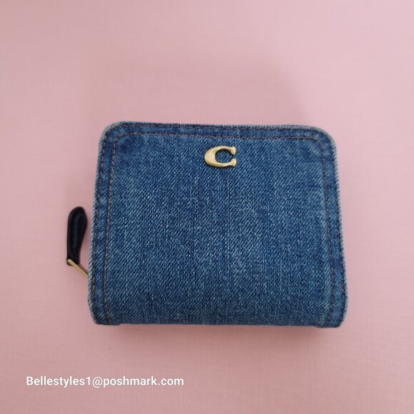 COACH Billfold Small Wallet in Denim -Deep Blue color ⭐ - Picture 5 of 16